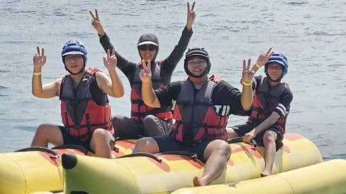 Penghu Jibei Island: Round Trip Boat Ticket, Water Activities & E-Scooter Adventure Transport Passes