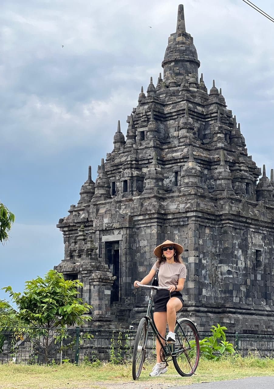 Tour en bicicleta por Prambanan