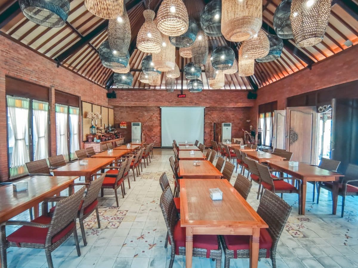 Bale Udang Mang Engking Kuta Bali