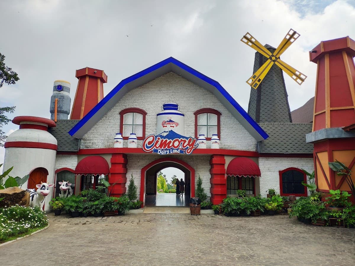 Dairyland Farm Theme Park Prigen