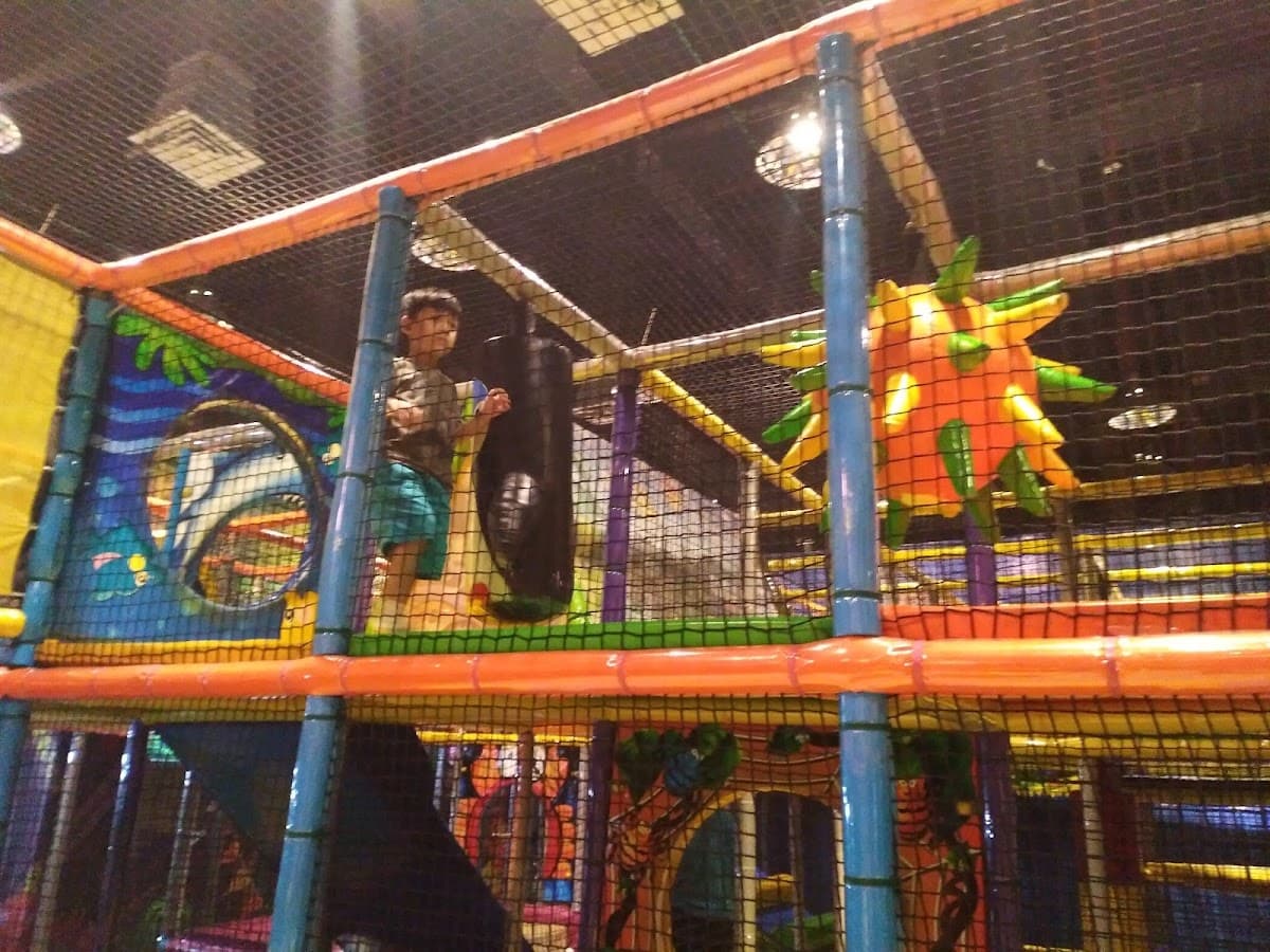 Funworld Phinisi Point Makassar