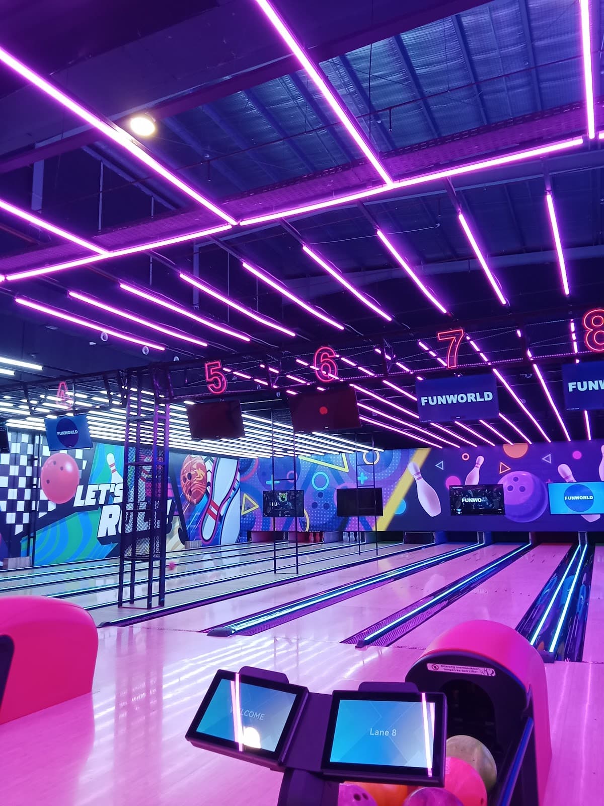 Funworld Phinisi Point Makassar