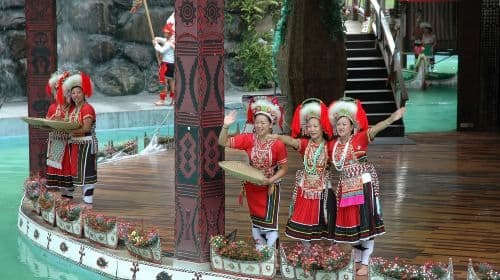 Formosan Aboriginal Culture Village + Sun Moon Lake Ropeway + Sun Moon Lake Wenwu Temple one-day tour Day Tours