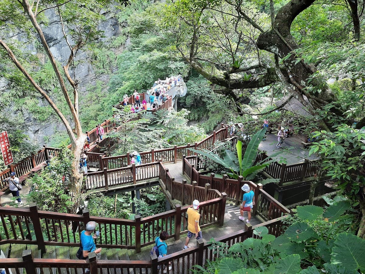 Frog Rock Footpath