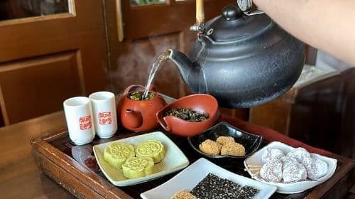 Private Jiufen & Pingxi Day Tour with English-Speaking Guide