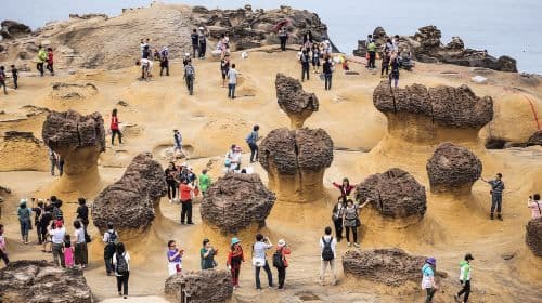 From Taipei: Shifen, Jiufen, and Yehliu Geopark Day Tour Day Tours