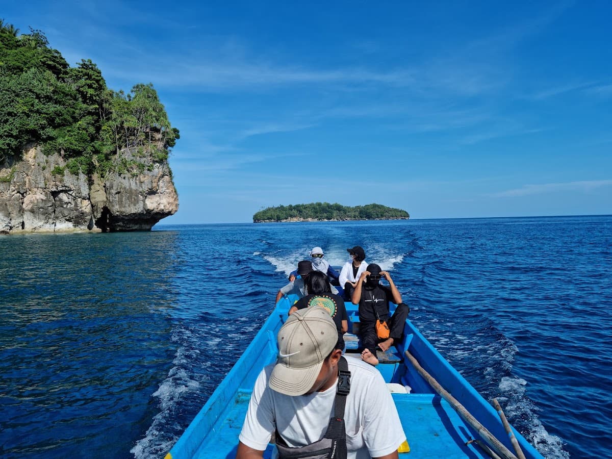 Banda Neira 4D3N Exclusive Trip