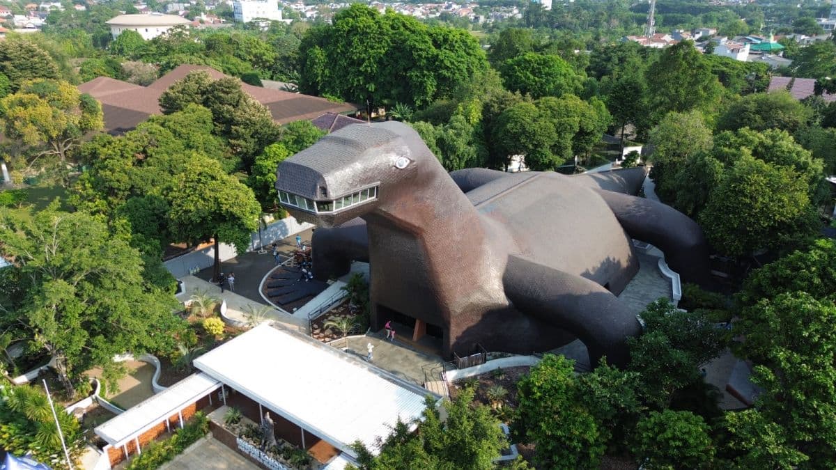 Jagat Satwa Nusantara – Museum Komodo