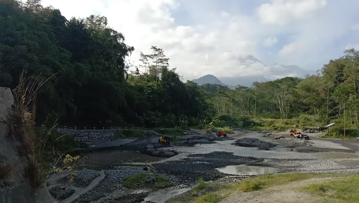 Jeep Merapi Tour by JWM Adventure