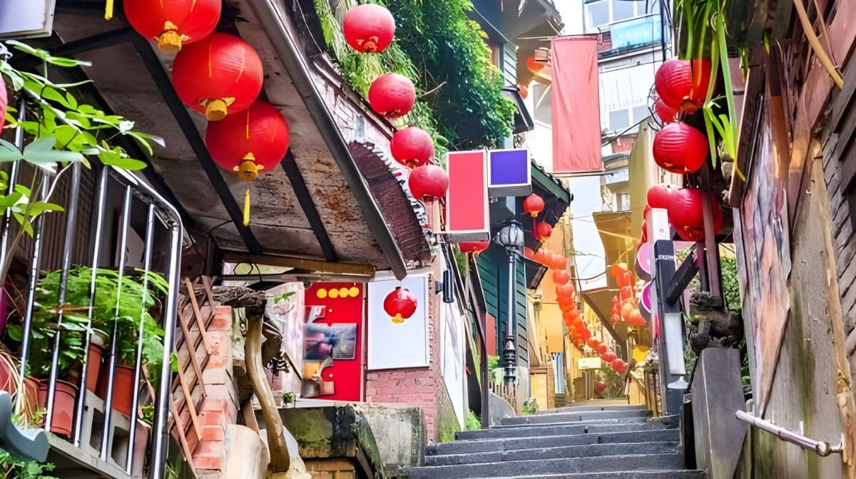 Full-Day Tour in Shifen, Jiufen and Yehliu of Taipei