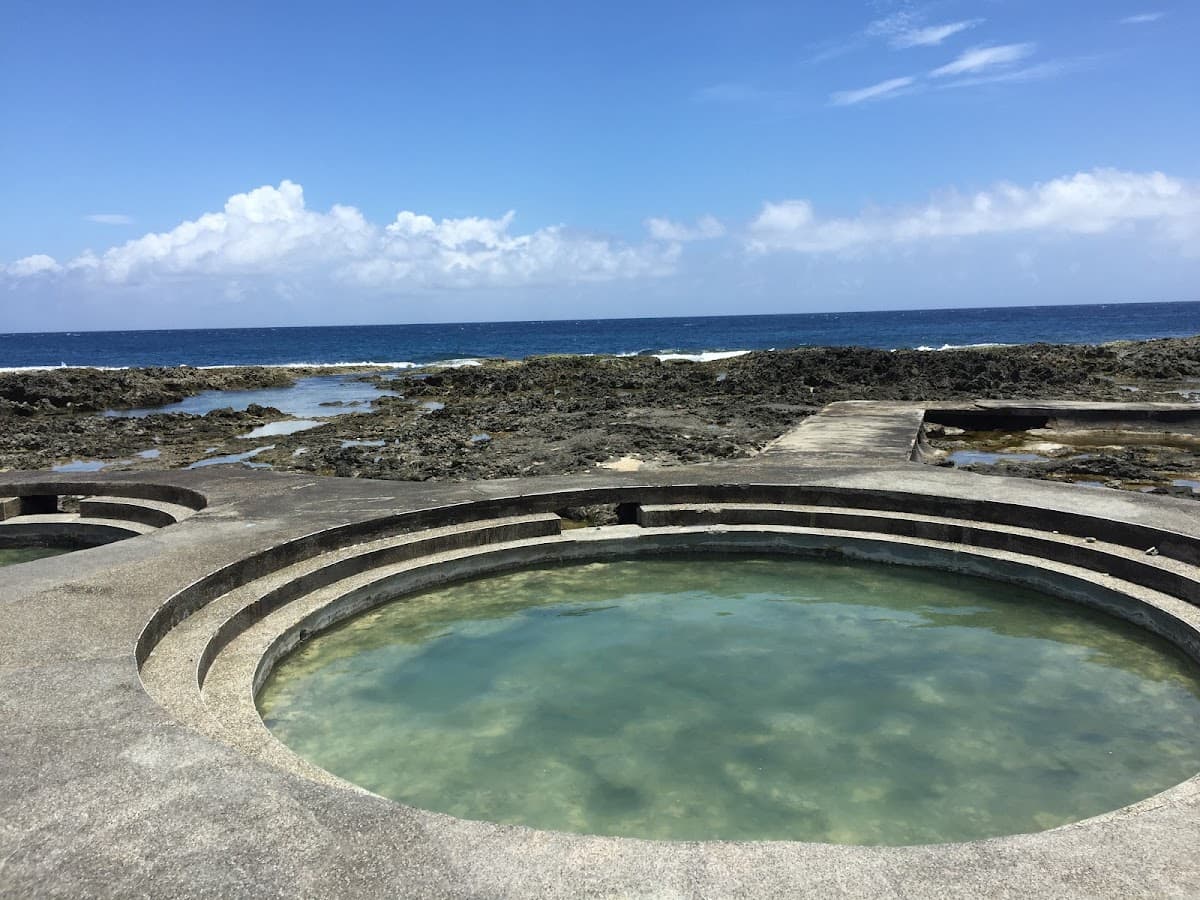 Green Island Zhaori Hot Spring