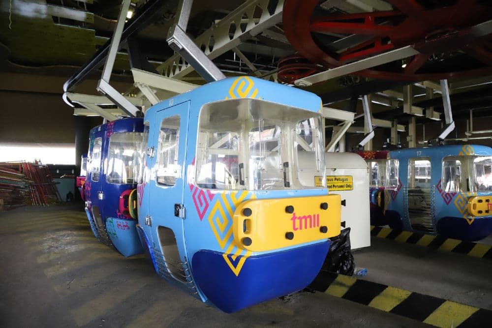 Kereta Gantung in Taman Mini Indonesia Indah