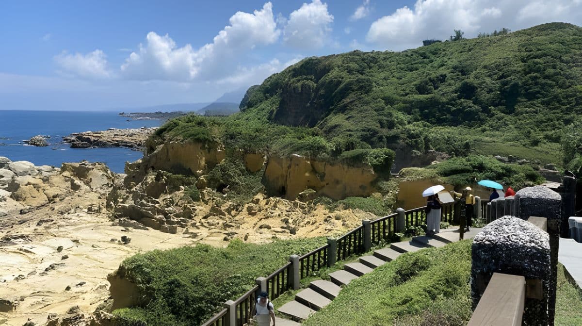 九份老街 + 和平島夕陽 + 基隆廟口夜市美食一日遊 [台北出發 | 含門票] 一日遊