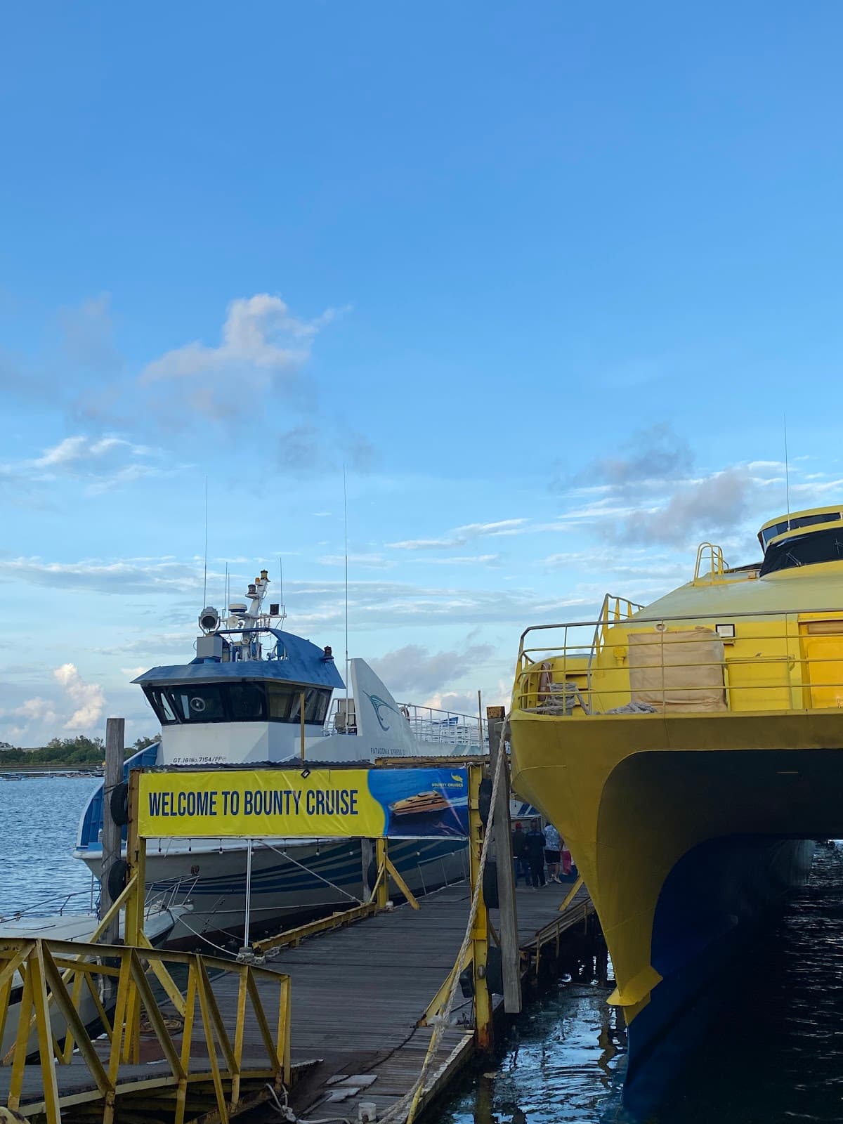 Bounty Dinner Cruise