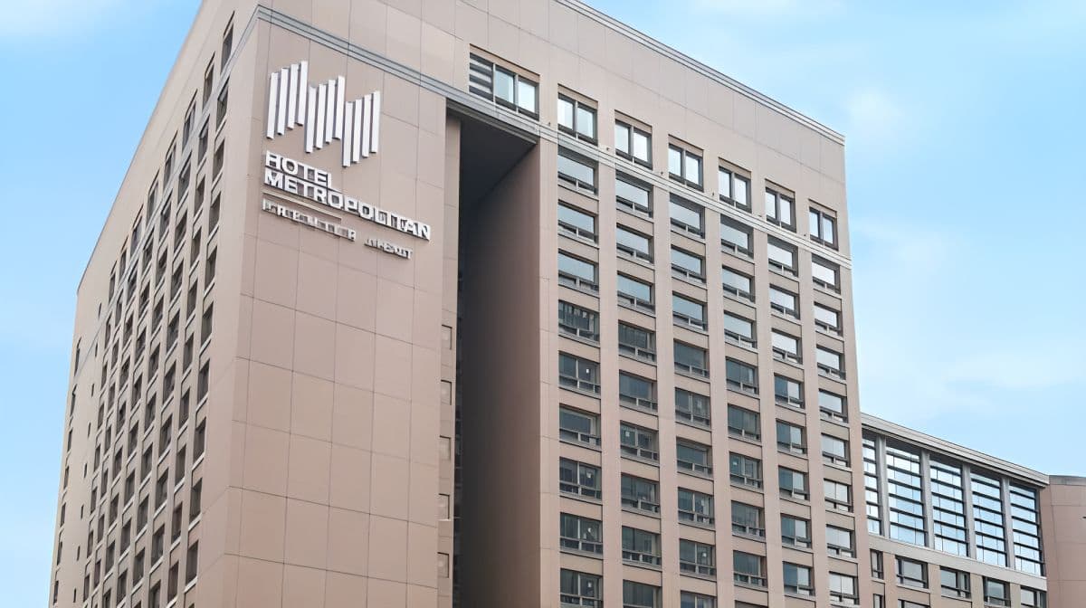 Cupón de almuerzo o cena para 2 personas en el JR East Hotel Taipei Kaihua Building, opción imperial de Panlong Palace (sin cargo adicional en días festivos)
