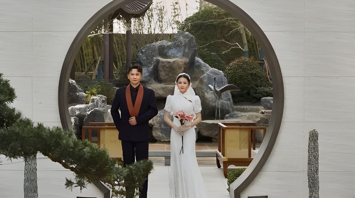 高雄旅游摄影 [婚纱摄影微电影航拍/婚礼跟拍/妆造服装/包车导游定制]