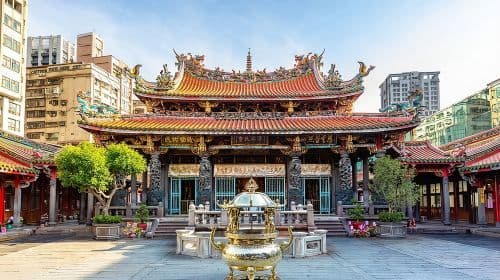 Keelung Shore Excursions: Private 6-Hour Taipei City Adventure! Day Tours