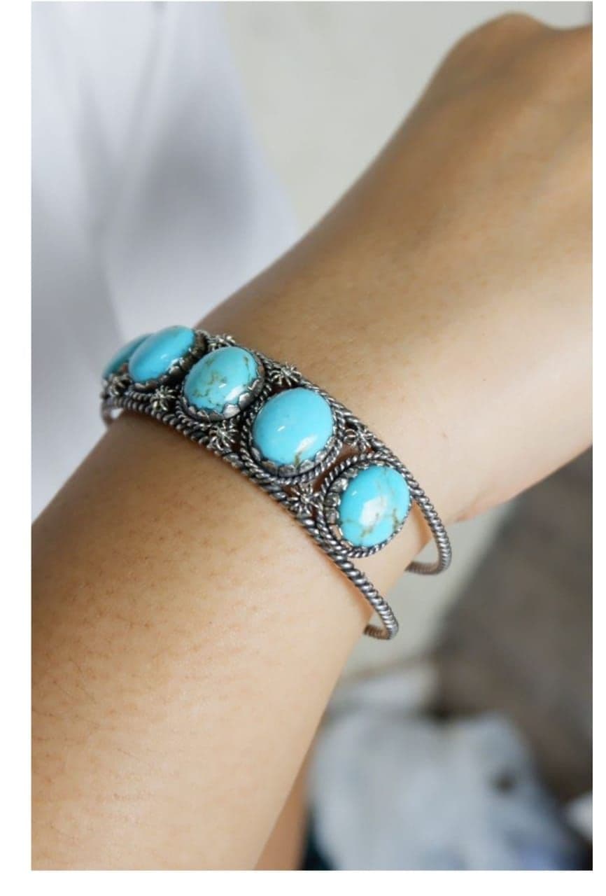 Jewellery making class