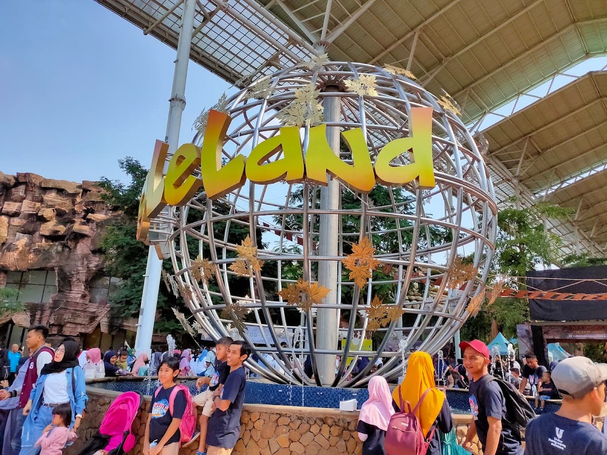 Jungleland Adventure Theme Park