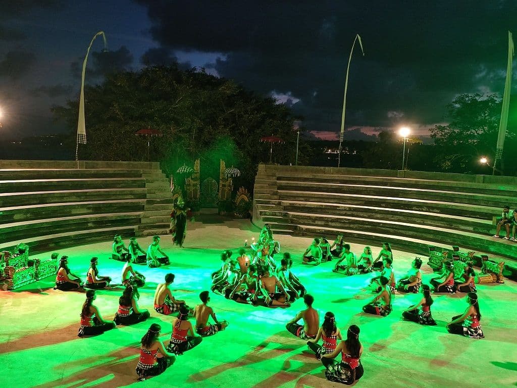 Spettacolo di danza Kecak e Barong a The Nusa Dua