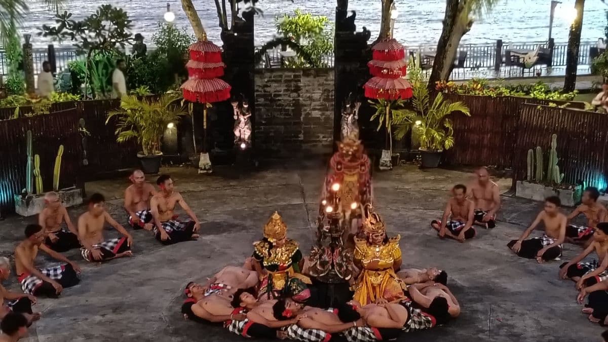Kecak and Fire Dance Tanah Lot