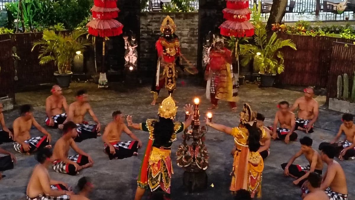 Kecak and Fire Dance Tanah Lot