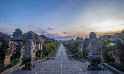 Wschód słońca na Mt. Batur Jeepem i wycieczka do wodospadu z Bali Volcano Jeep