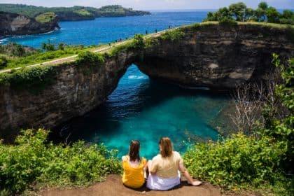 Nusa Penida Beach Day trip by Speedboat Guided Tour