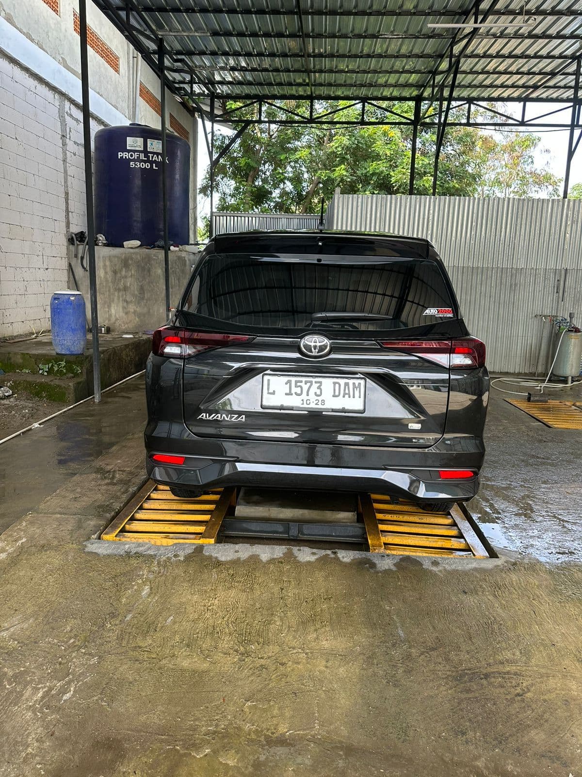 Rent Car Labuan Bajo