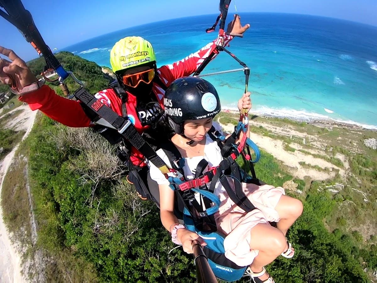 Timbis Paragliding Bali