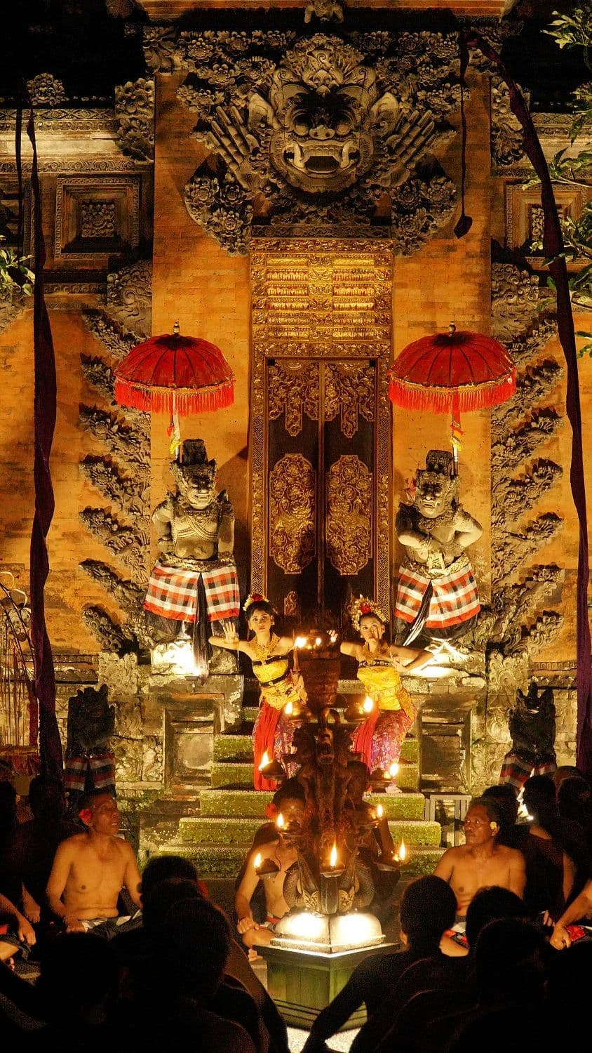 Ubud Kecak no Peliatan Palace