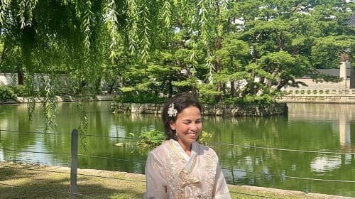 Gyeongbokgung Palace Photo Session with your own phone Day Tours