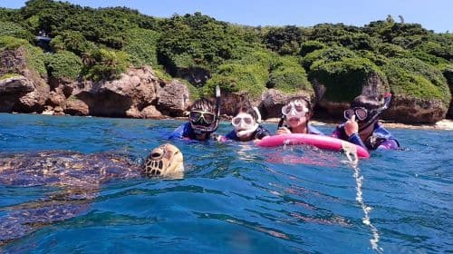 Liuqiu Island Scuba Diving and Snorkeling Experience in Pingtung for 1 hour
