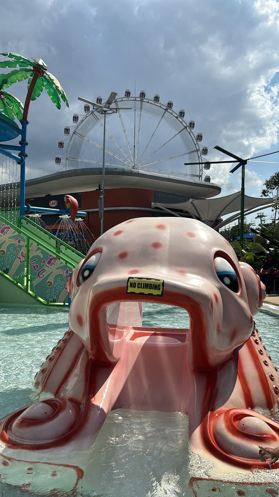 Big Bucket Splash Ticket at Gamuda Luge Gardens