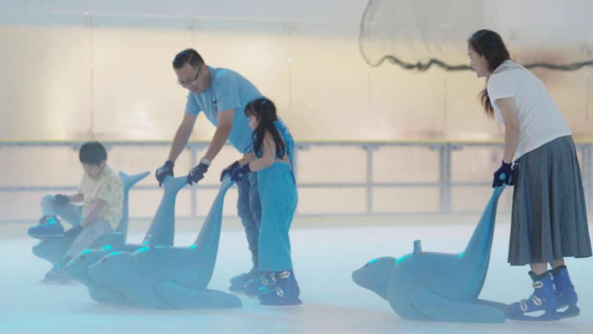Blue Ice Skating Rink @ Paradigm Mall Johor Bahru