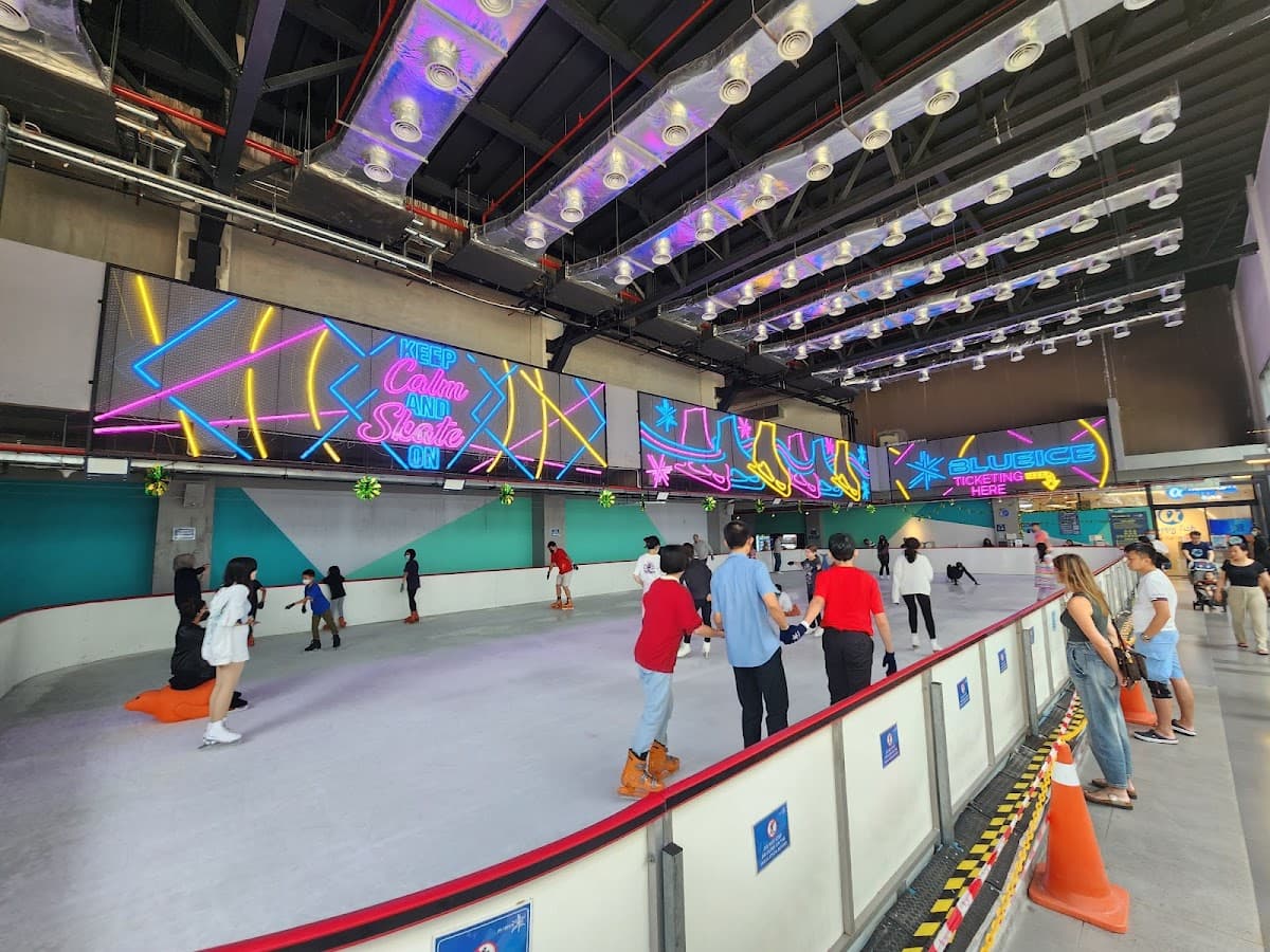 Blue Ice Skating Rink @ Sunway 163 Mall