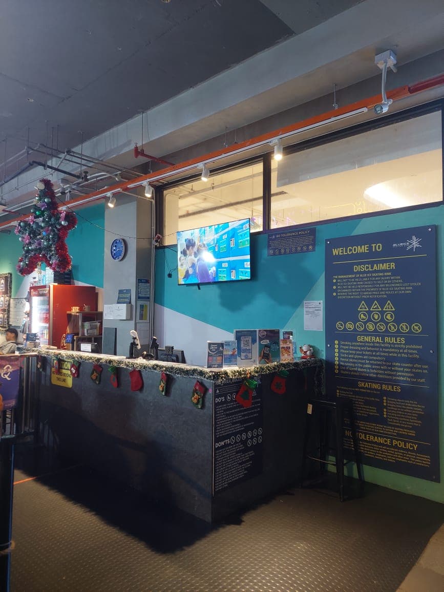 Blue Ice Skating Rink @ Sunway 163 Mall