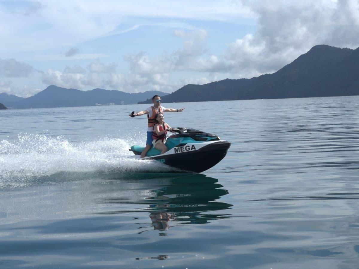 Dayang Bunting Island Tour by Jet Ski
