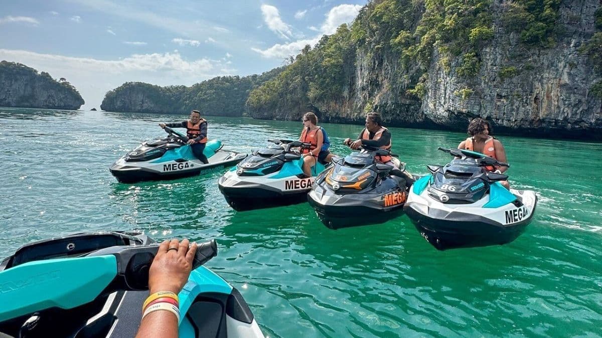 Dayang Bunting Island Tour per jetski
