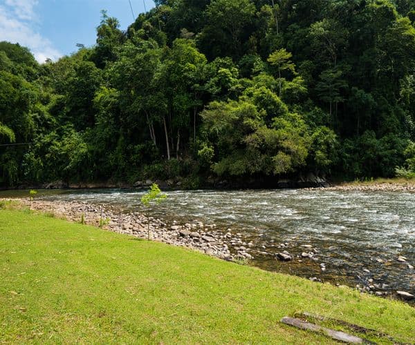 Kiulu Water Rafting, Tamparuli Suspension Bridge & Likas City Mosque Half Day Tour with Lunch (Level 1 -2)