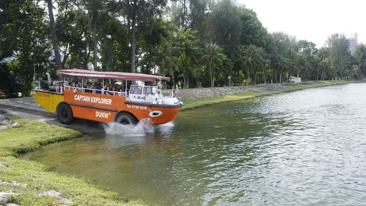 Singapore Flyer Ticket + Captain Explorer DUKW Tour