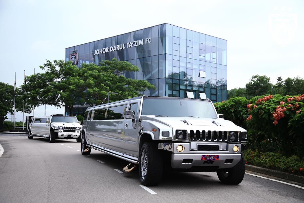 JDT Hummer Tour