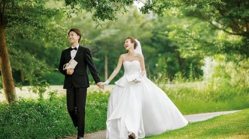 Tainan Travel Photography[Driver and guide + travel photography + wedding photos, aerial photography, micro-film + makeup and Clothes & Accessories+ itinerary customization + unlimited number of peopl