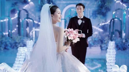 Tainan Travel Photography[Driver and guide + travel photography + wedding photos, aerial photography, micro-film + makeup and Clothes & Accessories+ itinerary customization + unlimited number of peopl