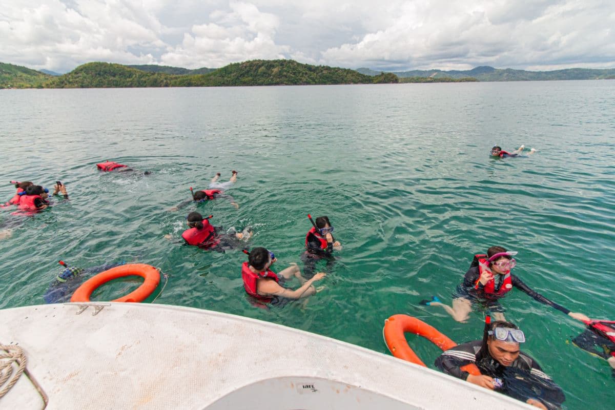MoonBay Island Snorkeling / Diving 1 Day Tour