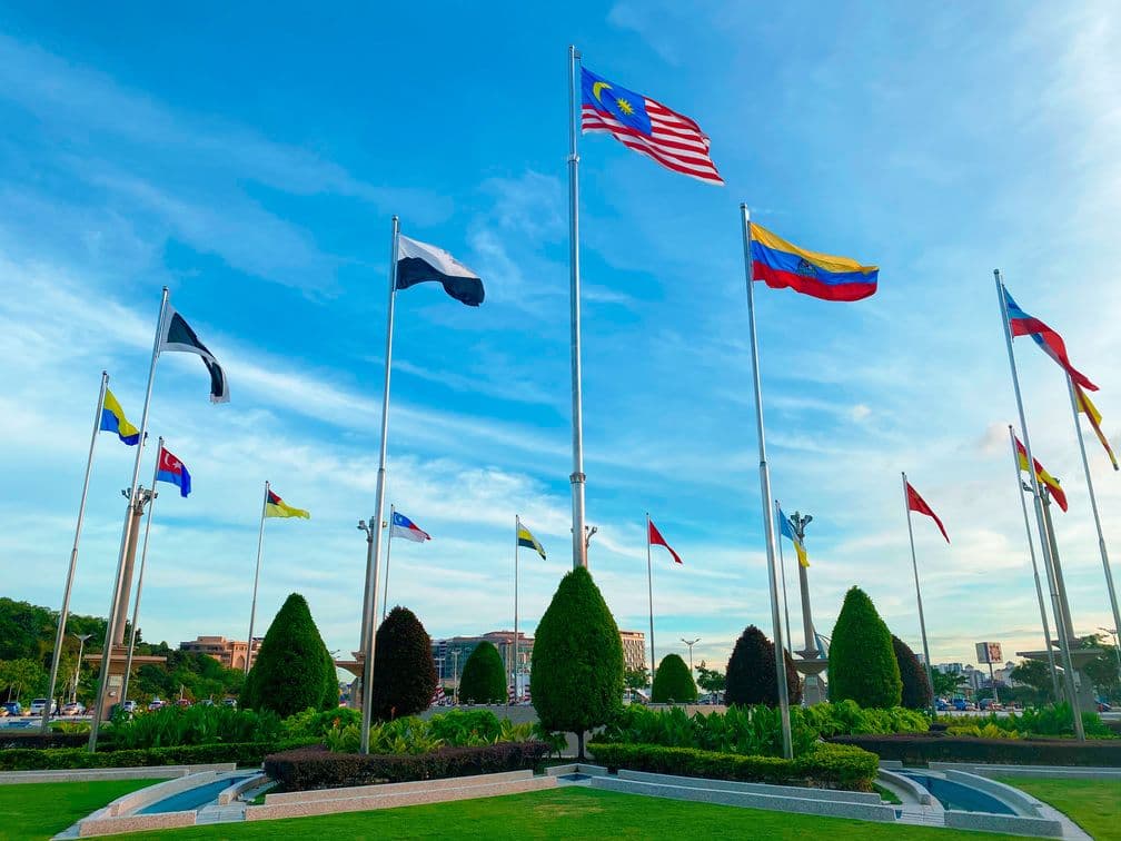 Putrajaya Tour with Pink Mosque & River Cruise (SIC - Join In Tour)