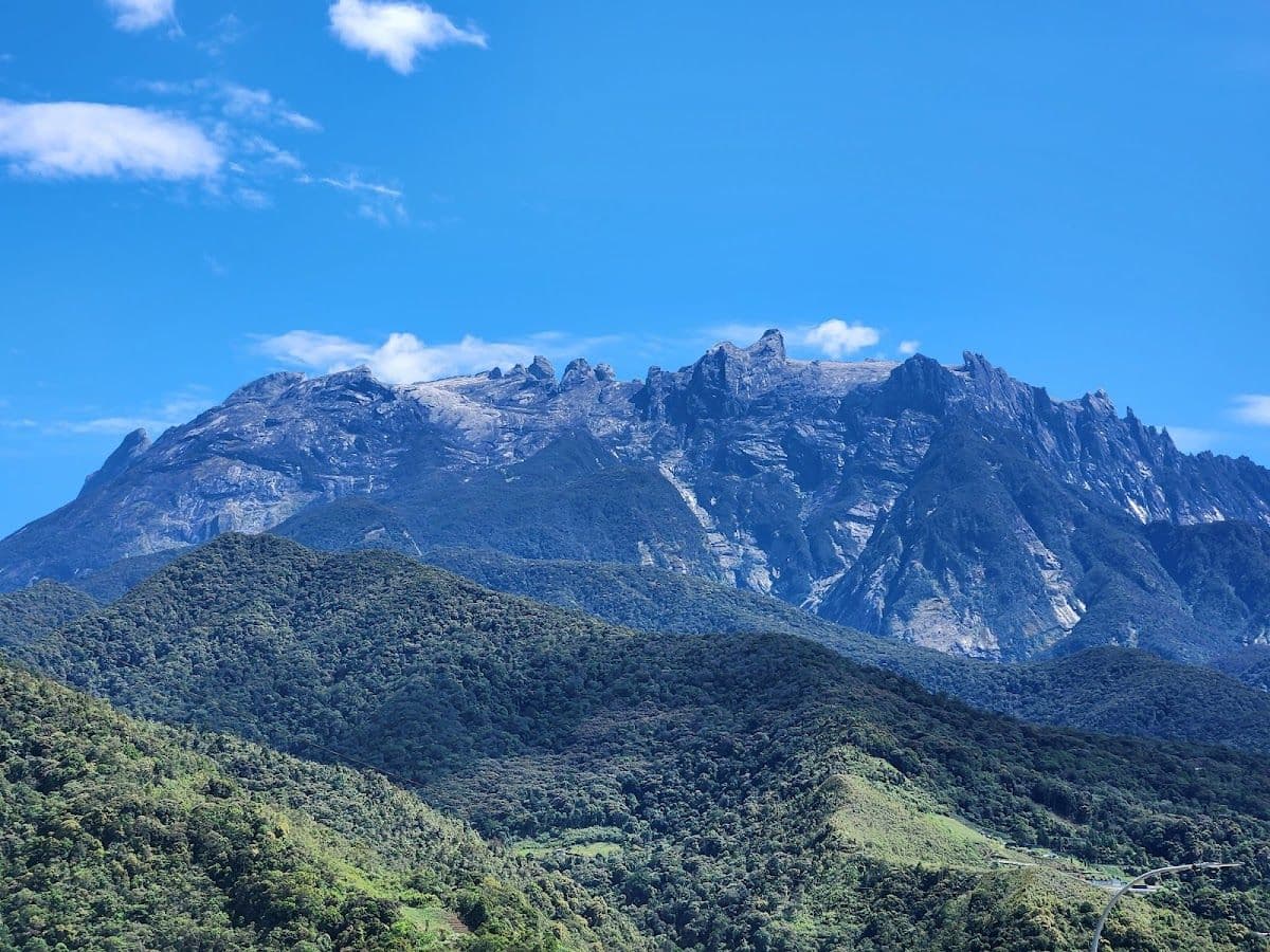 Ranau Paragliding and Mt. Kinabalu 1 Day Adventure