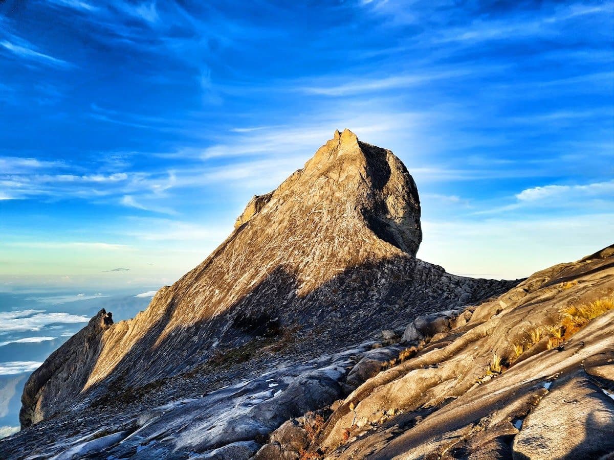 Ranau Paragliding and Mt. Kinabalu 1 Day Adventure