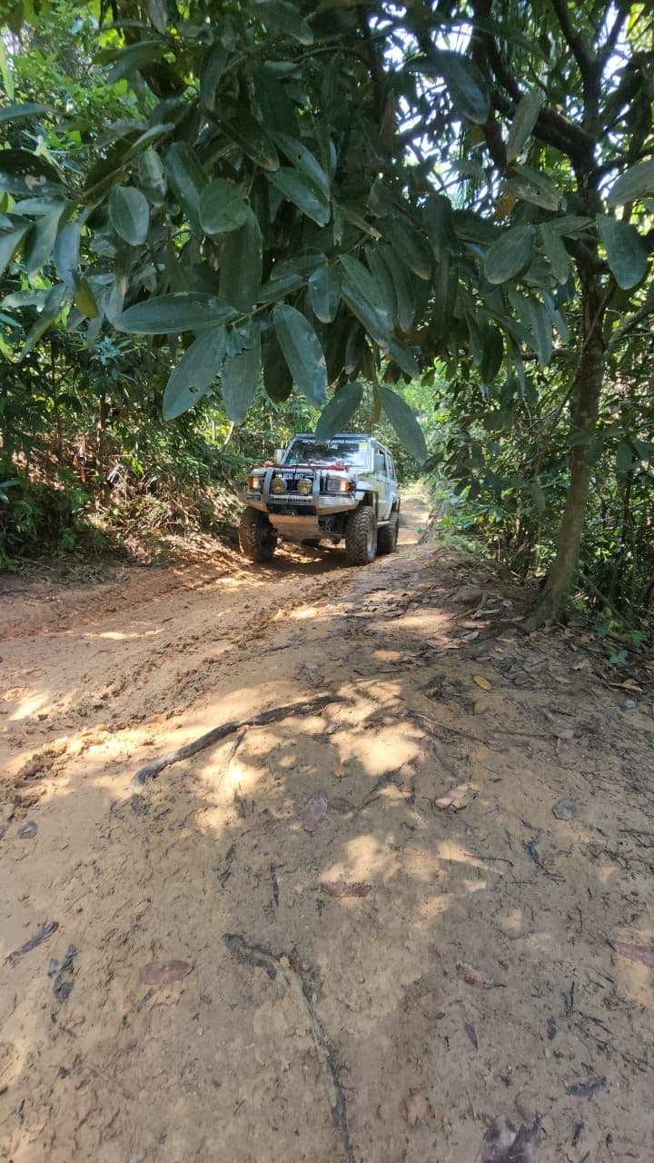 Semenyih Rainforest 4x4 Off-Road - Unforgettable Outdoor Experience