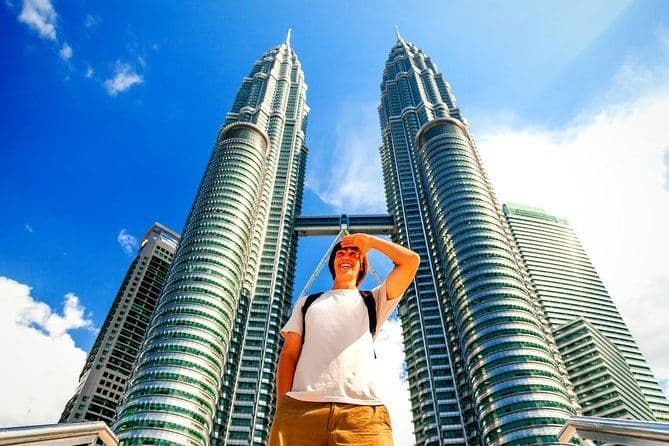 Bilet wstępu bez kolejki do Petronas Twin Towers i krótka wycieczka po mieście